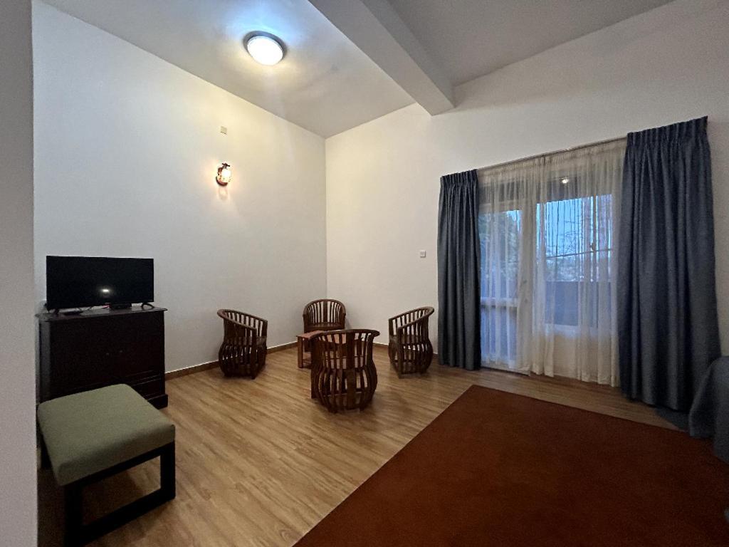 K And K Country Resort Minuwangoda 외부 사진